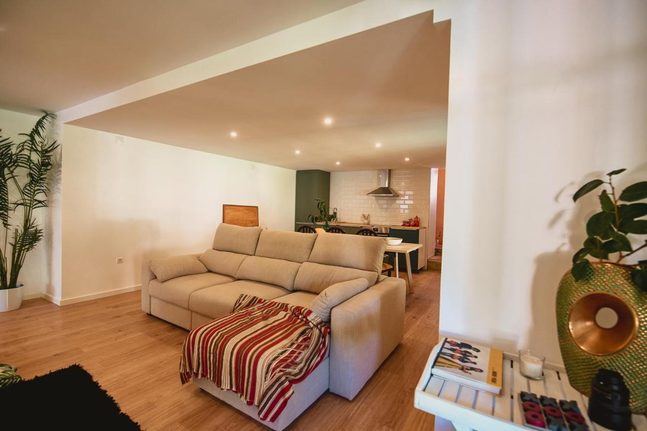 Nogueira  Epicos House, Your Home Away From Home. מראה חיצוני תמונה